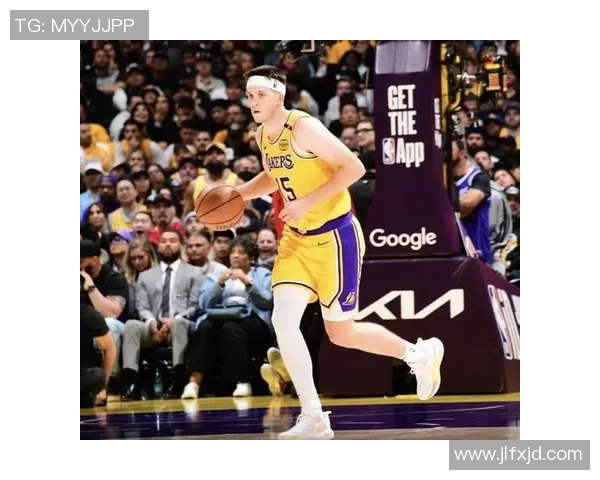 美记：除非能换字母哥或约基奇，否则湖人不会考虑交易里夫斯