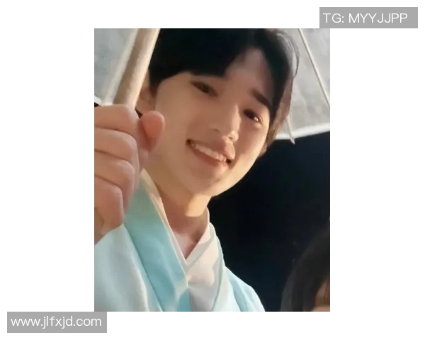 科迪禁区连得四分,镜头寻父暖心瞬间